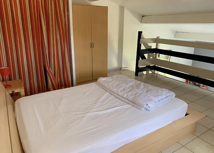 Climatise En Duplex A 400 M De La Dans Avec Piscine Commune 1 4 Couchages Wifi Lxond47